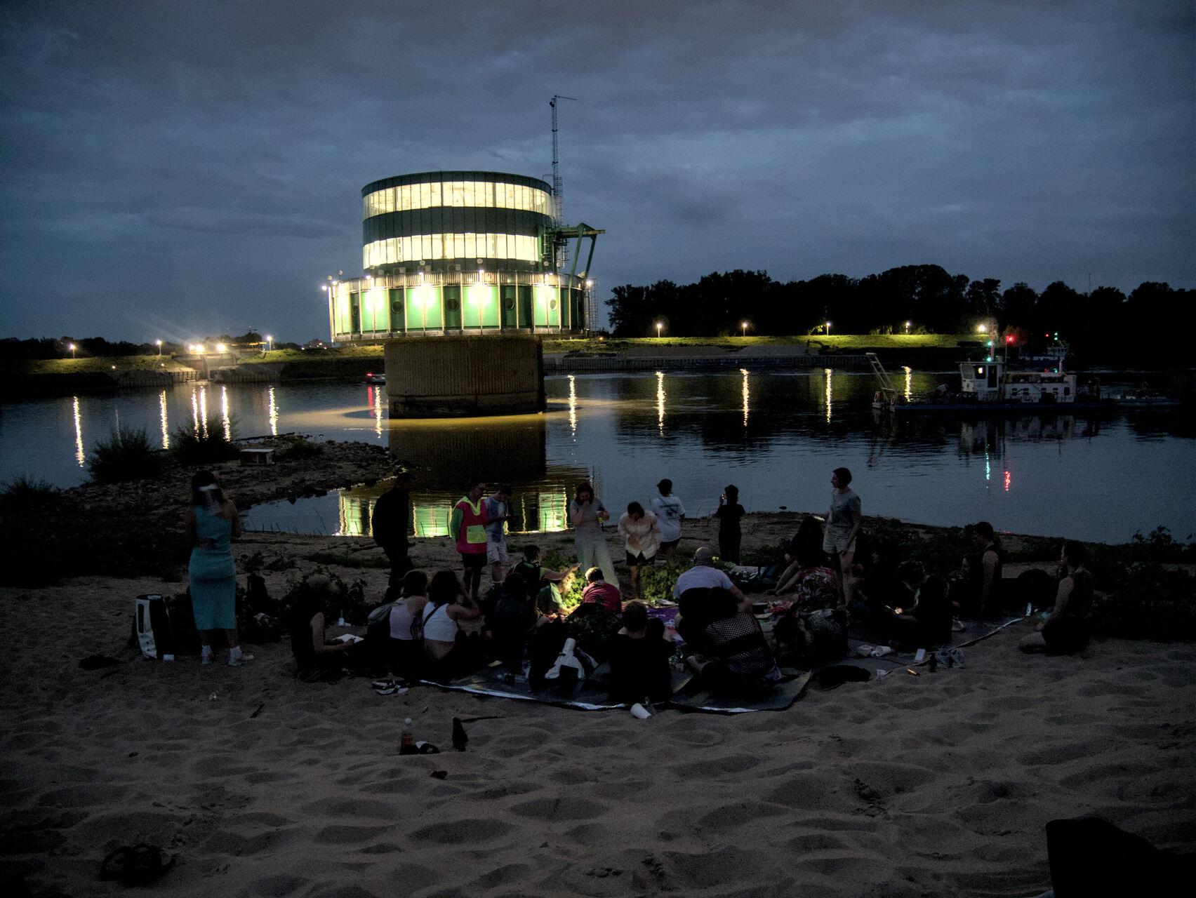Assembly on 💧Vistula River💧 / Warsaw / 2024