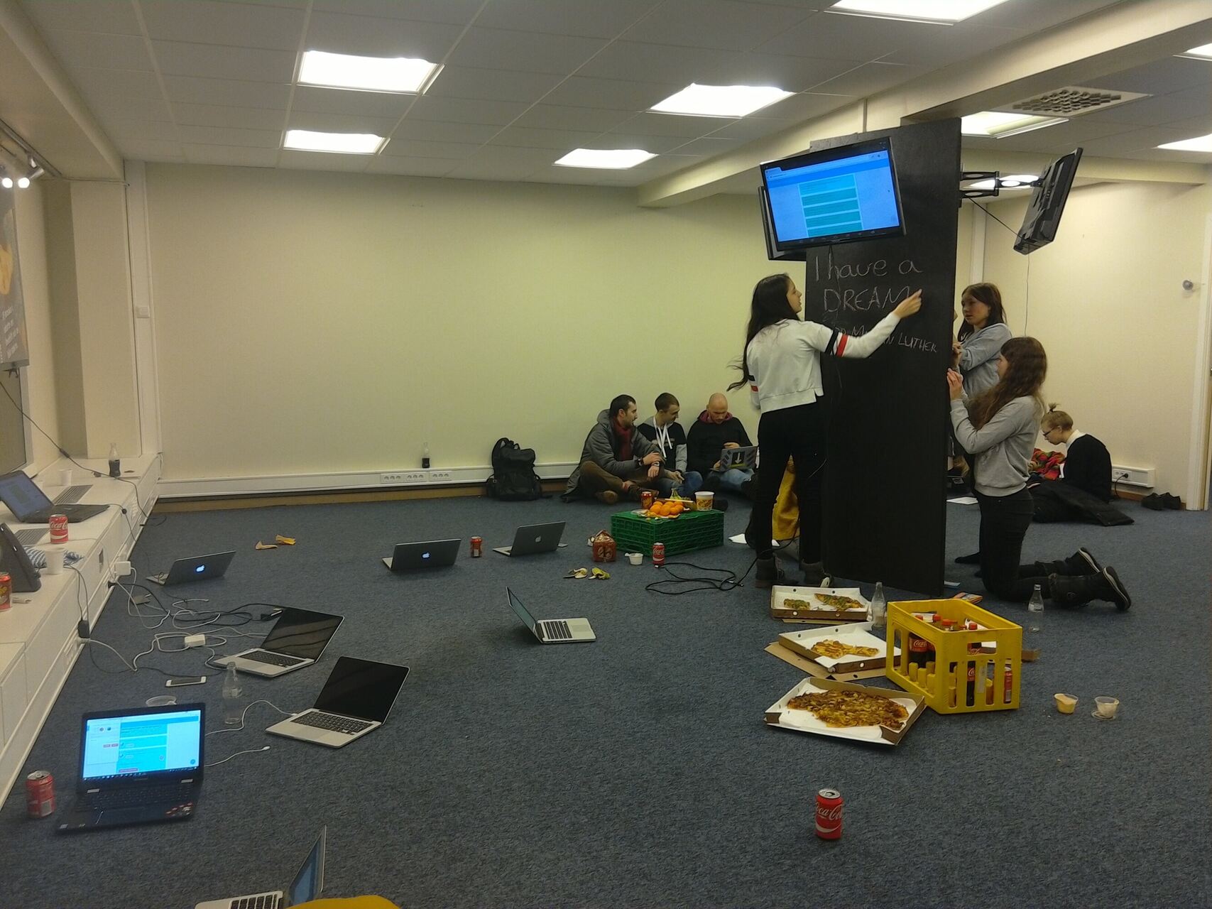 workshop in Kirkines (NO) / photo eeefff